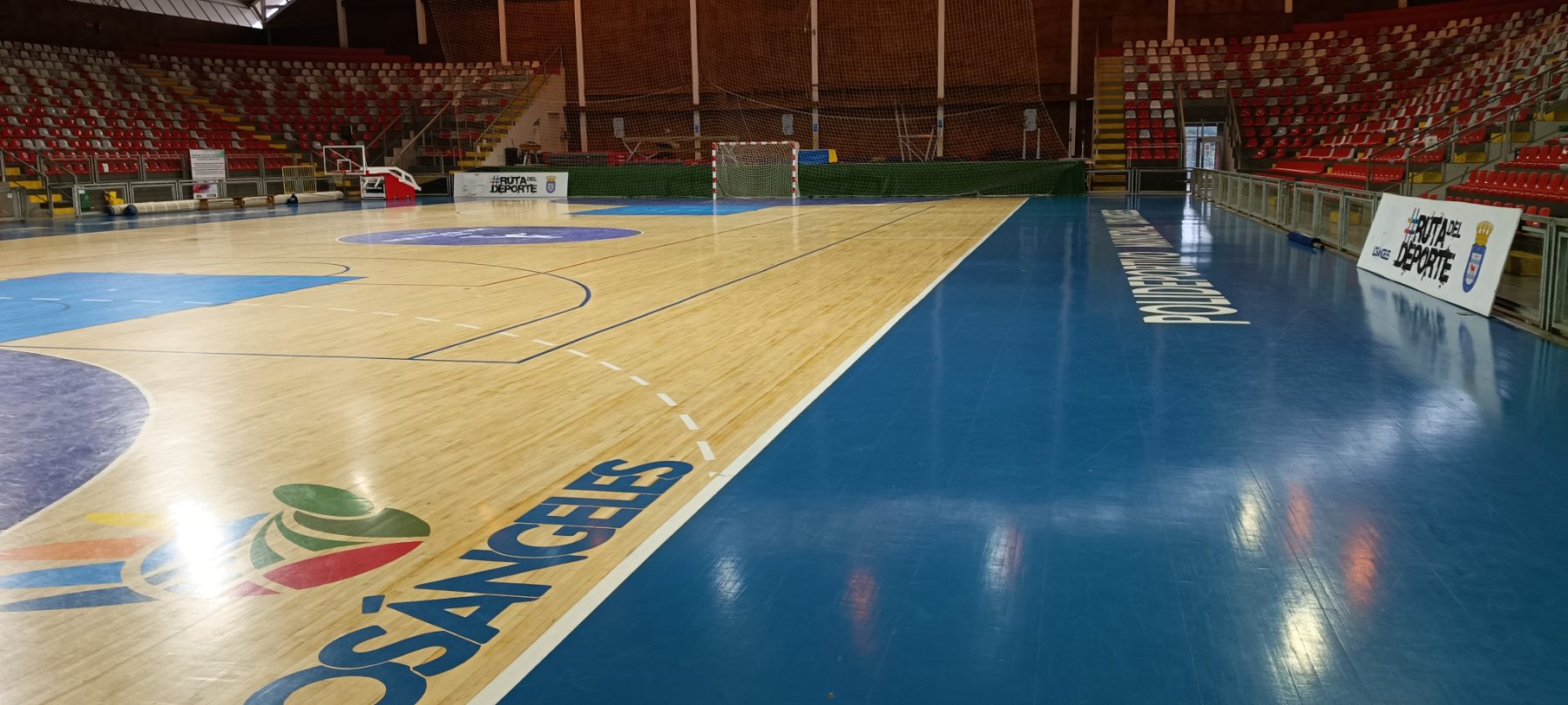 Cancha principal / Polideportivo de Los Angeles